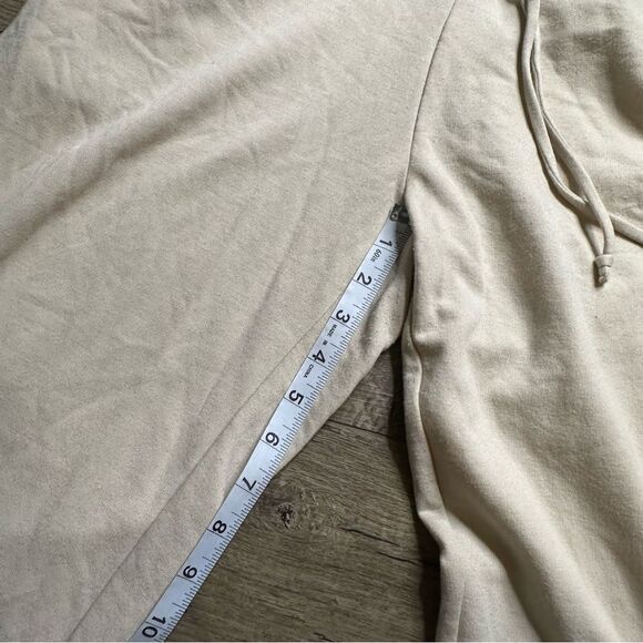 Disney Mickey Mouse Beige/Cream Women's Super Soft Bottoms in size Medium - Picture 9 of 11